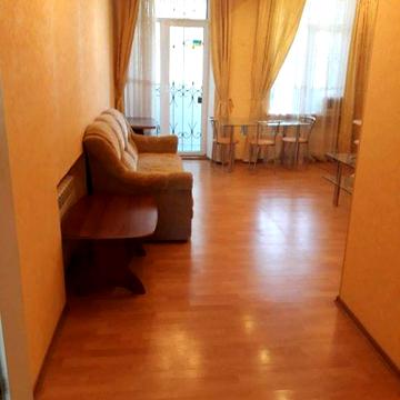 Здам 2-х кімнатну квартиру в центрі