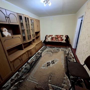 Набережна Перемоги вул., 46