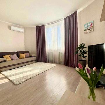 Симона Петлюри вул., 11г