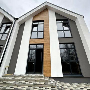 КУТОВИЙ таунхаус з ділянкою 2,6 сот. Від 70000 у.е.