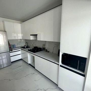 Продаж 2к квартири, 70 м.кв., р-н Кемпінг