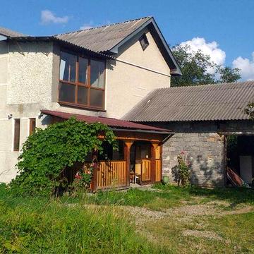 Булинок двоповерховий цегляний