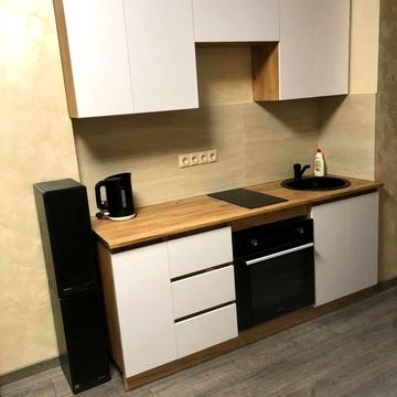 Генуезька вул., 1-Е