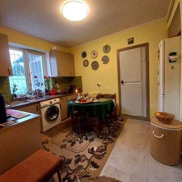 Здам довгостооково 1-кімнатний приватний сектор на Східній