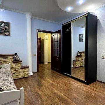 Продаж 3-кімнатної квартири в центрі Броварів NP