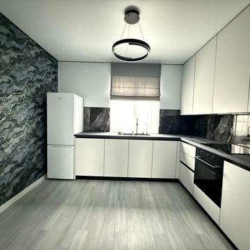 Продам будинок з ремотом