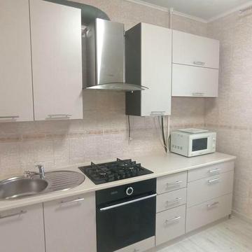 Оренда 1-но кімнатної квартири на Таращанському м-ві !