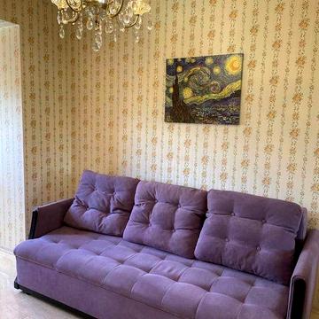 Однокімнатна квартира біля метро Олексіївська!