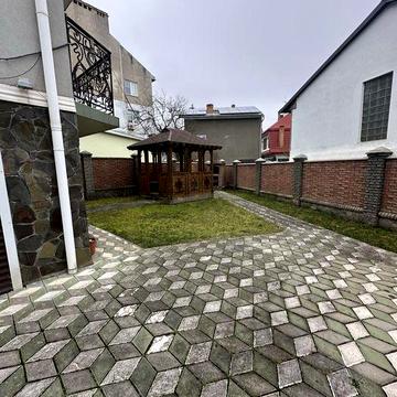 Продається дуплекс в районі парка Шевченка