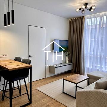 Салютна вул., 2к2