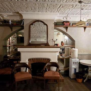 Преображенська вул., 11