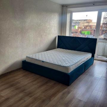 1 кімнатна квартира Незалежності