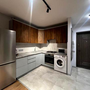 Зелена вул., 204в