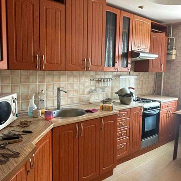 Левада 3 кімнатна    квартира    2005 року   Є Оселя  так ЖК ОСББ