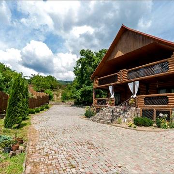 Оренда Будинка в затишному місці.