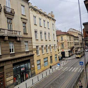 Продаж 2 х кім квартири вул Дорошенка