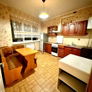 Здам Бровари 1 кімнатну квартиру 45общ. з балконом, 4 поверх