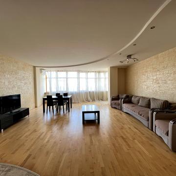 Шевченко проспект, 12/1