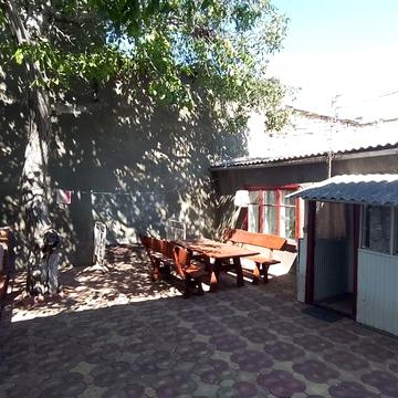 Дмитра Іванова вул., 15