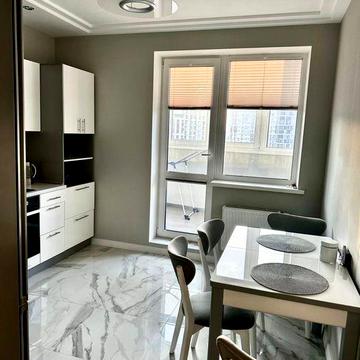 Оренда 1км квартира (жк Кассіопея) Андрея Аболмасова, 7 м. Лівобережна