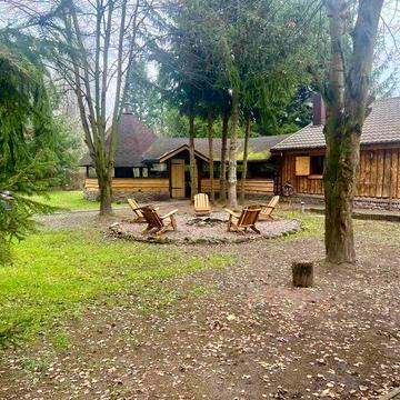 Будинок, дача, озеро, ліс, водосховище, нерухомість