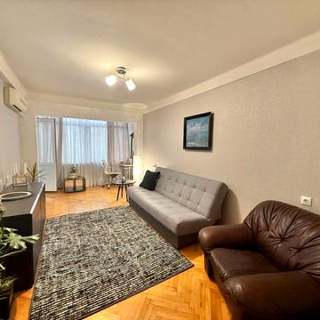 Оренда затишної 2-кім квартири на Русанівці