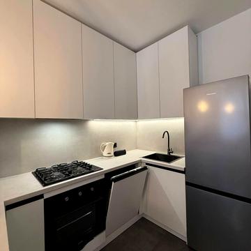 Малоголосківська вул., 44