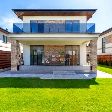 Прикордонна вул., 110