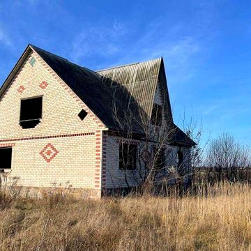 Продається недобудований будинок. Можливий торг