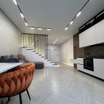 Продаж таунхауса з ремонтом