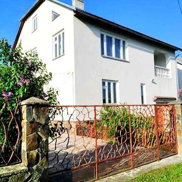 Будинок 2-поверха