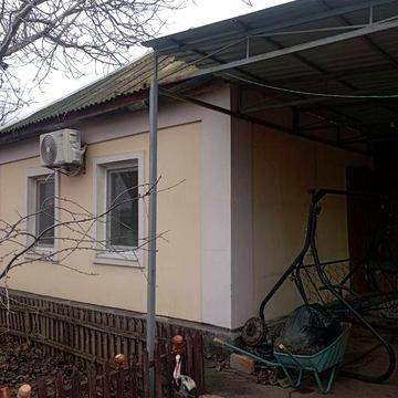 Продається будинок в районі вул. Уріцкого(Олени Пчілки.) площею 54 кВ