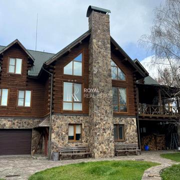 Миколи Леонтовича вул.