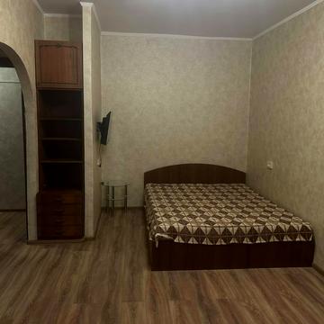 Вавилових вул., 18