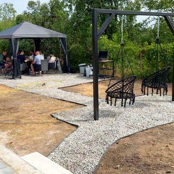 Продам участок с домом в городе