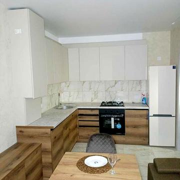 Сдам 1-ком квартиру г. Ирпень ЖК Молодість все новое, кухня 15 м2, газ