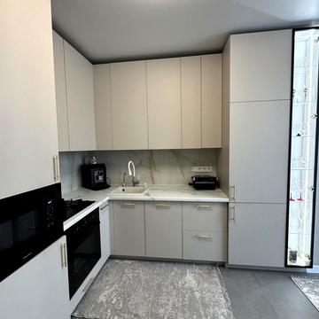 Університетська вул., 2-З