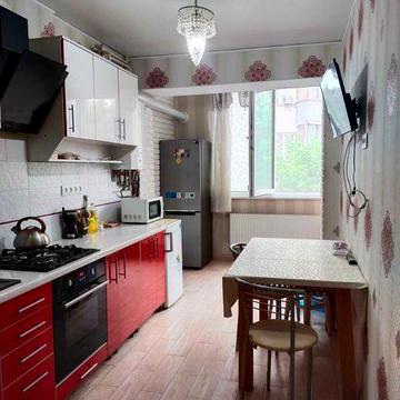 1 ком. квартира с газ.котлом пл. Б.Деревянко/Дом мебели ЖК Дельфин