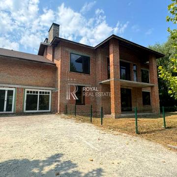 Лісова вул.