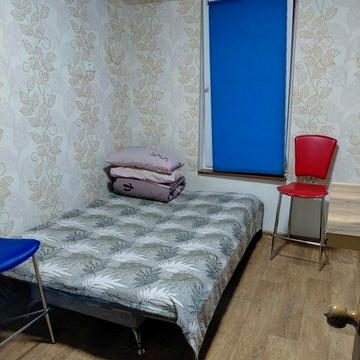 Разумовская 31.Сдам квартиру студию от хозяина ,на любой срок