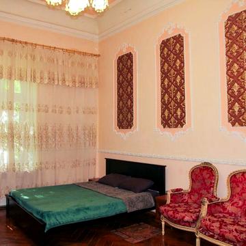 Сдам на длительно квартиру в самом центре Одесси. Садовая