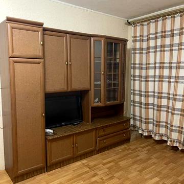 Терміново Продам 1-о Кімнатну Квартиру біля Велмарта. Не гостінка!