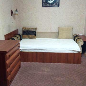 м.Вокзальна ,м.КПІ пішки Здам чудову 1 кв. вул.Ереванська 31/1