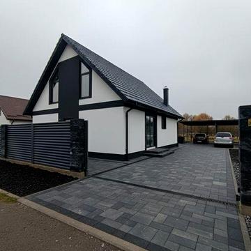 Новий будинок з ремонтом 115м.кв.