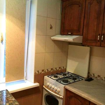 Здається 1 кімнатна квартира Ст.м.Виставковий центр