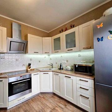 Затишна квартира 75m2 ЖК Міністерський |м| Героїв Дніпра