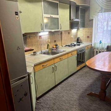 Сдам 3х комнатную квартиру на Таирова.