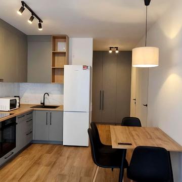 Європейського Союзу просп. (Правди), 51