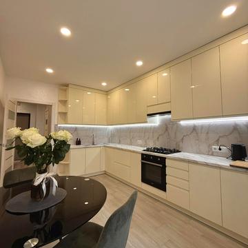 Довга вул., 30