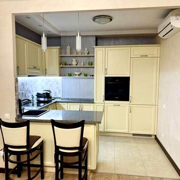 Деміївська вул., 16